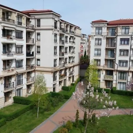 Four Seasons * Gmina Pomorie