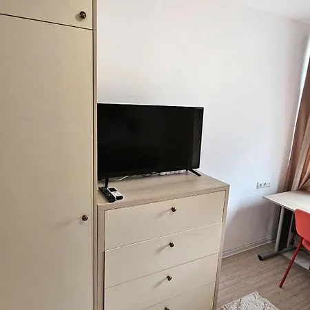 公寓 Four Seasons *